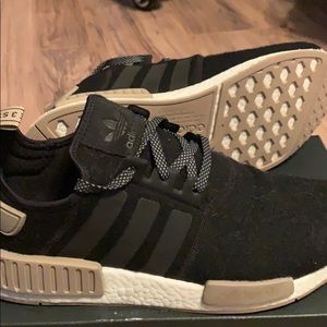 Nmd_R1 khaki